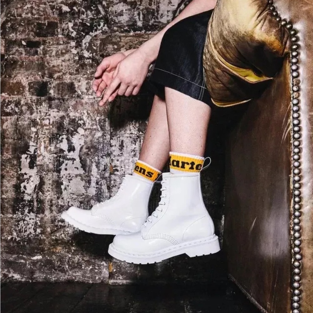 Dr. Martens 1460 Mono White Patent Leather Boots
Size 7 | NIB